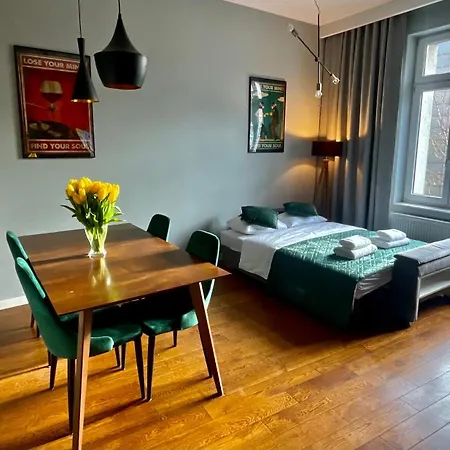 Lou Lou Wawel * Cracovie